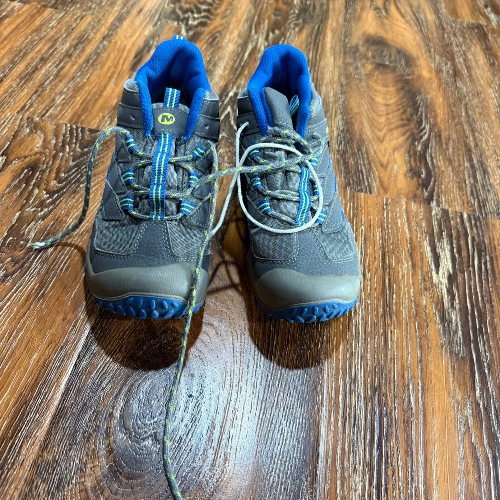 Merrell Kids Waterproof Hiking Boots Grey Blue MK263305 Size 2M Trail Shoes Boys